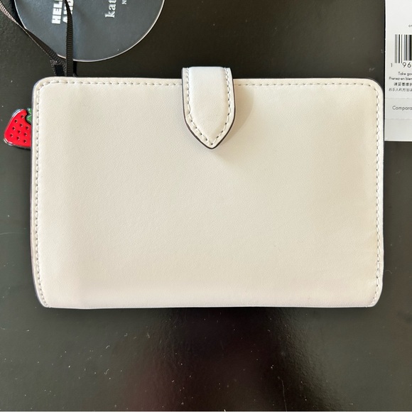 Hello Kitty And Friends x Kate Spade Medium Bifold Wallet Limited Edition - Picture 5 of 17